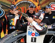 NASCAR: Stewart surges to Texas pole