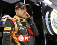 F1: Maldonado says accident "very strange"