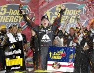NASCAR: Gordon claims his first win of 2014 in Kansas