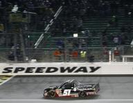 Trucks: Kyle Busch triumphs at Kansas