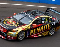 Reynolds wins Bathurst 1000 pole