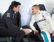 Wolff cheering on Bottas to win in ‘go for broke’ finale