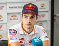 Pedrosa to undergo surgery for double collarbone stress fracture