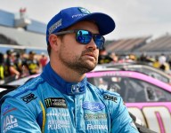 Stenhouse rejects Truex criticism