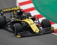 Hulkenberg tops final day despite late stoppage