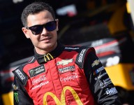 Larson extends olive branch to Hendrick