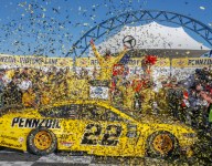 Logano paces Penske 1-2 at Las Vegas