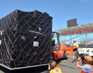McLaren withdraws from Australian GP after team member tests positive