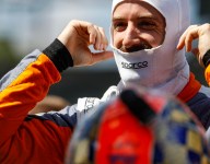 Hinchcliffe takes Veach’s Andretti seat