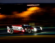 LM24 Hour 8: Back to green...with some raindrops