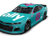 Bowman honoring crew chief Ives with throwback at Darlington