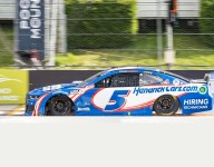 Last-lap misfortune 'laughable just because I can't believe it' - Larson