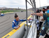 Larson extends Hendrick contract