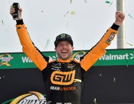Kurt Busch outduels brother Kyle for first victory of season at Atlanta