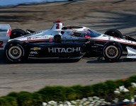 Newgarden captures last-gasp pole at Long Beach