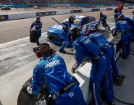 Larson's pit crew embraced championship-deciding final stop