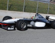 In-car: O'Ward drives Hakkinen's 1998 McLaren MP4-13A at Velocity