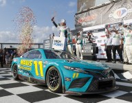 Hamlin ruffles Larson's and fans' feathers en route to Pocono win