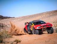 Loeb leads Dakar Stage 9